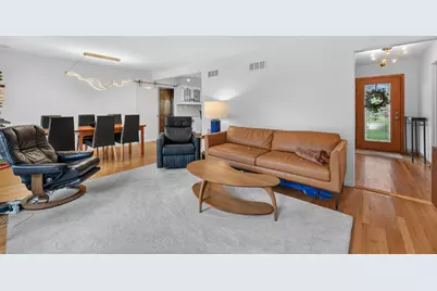 220 E Hillside Road, Naperville, IL 60540 - Photo 5