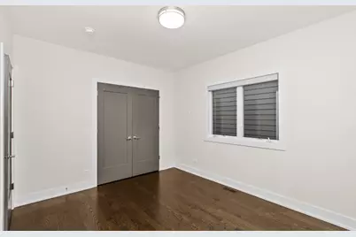 4542 S Prairie Avenue, Chicago, IL 60653 - Photo 13