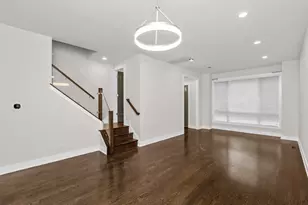 4542 S Prairie Ave, Chicago, IL 60653 - Photo 3