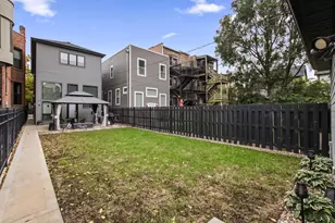 4542 S Prairie Ave, Chicago, IL 60653 - Photo 33