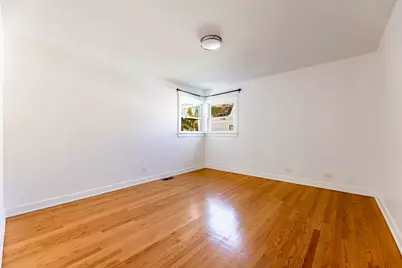 9525 Parkside Avenue, Oak Lawn, IL 60453 - Photo 19