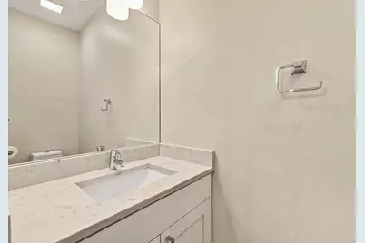 2957 W Cornelia Avenue #4, Chicago, IL 60618 - Photo 19