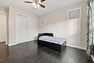 2957 W Cornelia Ave, Chicago, IL 60618 - Photo 27