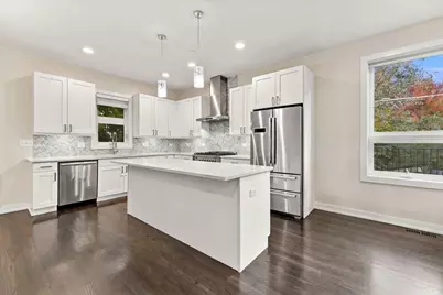 2957 W Cornelia Avenue #4, Chicago, IL 60618 - Photo 17