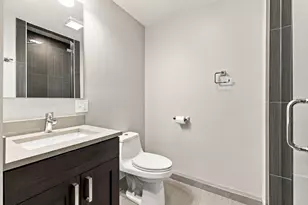 2957 W Cornelia Ave, Chicago, IL 60618 - Photo 7