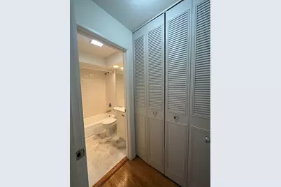 736 W Buena Avenue #405, Chicago, IL 60613 - Photo 5