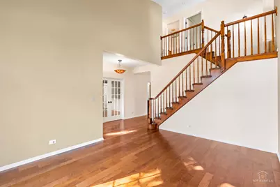 424 Harbor Drive, Carpentersville, IL 60110 - Photo 7