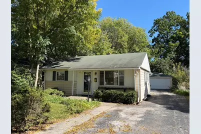 139 N Hager Avenue, Barrington, IL 60010 - Photo 1