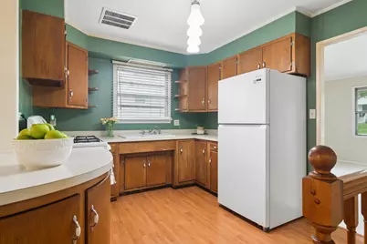 139 N Hager Avenue, Barrington, IL 60010 - Photo 5