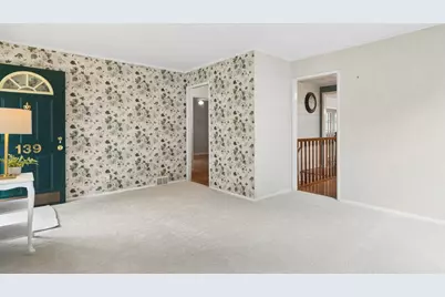 139 N Hager Avenue, Barrington, IL 60010 - Photo 3