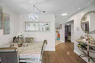 5922 S Karlov Ave, Chicago, IL 60629 - Photo 9