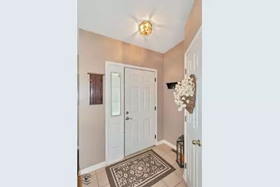 498 Kathy Drive, Bourbonnais, IL 60914 - Photo 3