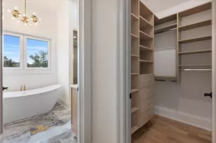 2522 W Huron St, Chicago, IL 60612 - Photo 17