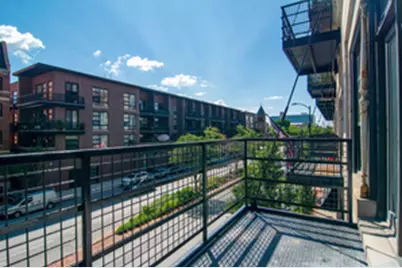 1645 W Ogden Avenue #303, Chicago, IL 60612 - Photo 7