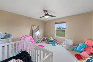 1381 Callen Ln, Des Plaines, IL 60016 - Photo 21