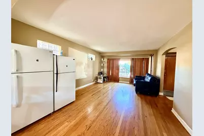 3129 W Birchwood Avenue, Chicago, IL 60645 - Photo 9