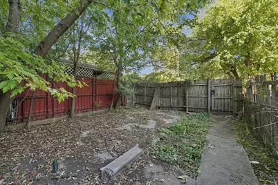 11321 S Langley Avenue, Chicago, IL 60628 - Photo 21