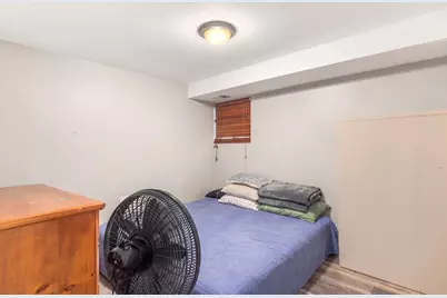 6044 N Fairfield Avenue, Chicago, IL 60659 - Photo 9