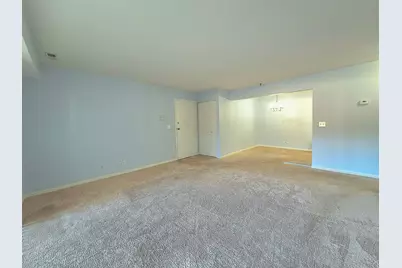 21W581 North Avenue #26, Lombard, IL 60148 - Photo 5