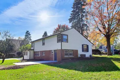 2460 Benton Street, Rolling Meadows, IL 60008 - Photo 25