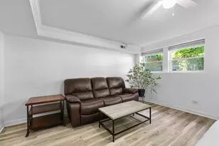 867 W Cornelia Ave, Chicago, IL 60657 - Photo 27