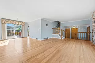 433 Kinkaid Ct, Des Plaines, IL 60016 - Photo 7