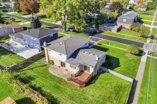 433 Kinkaid Ct, Des Plaines, IL 60016 - Photo 41