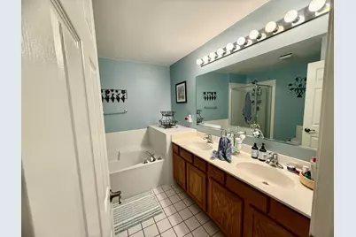 642 Citadel Drive, Westmont, IL 60559 - Photo 17