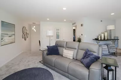 746A Oak Hill Road #A, Lake Barrington, IL 60010 - Photo 5