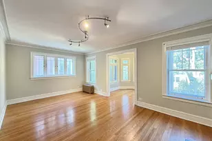 1329 W Carmen Ave, Chicago, IL 60640 - Photo 13