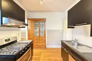 1329 W Carmen Ave, Chicago, IL 60640 - Photo 5