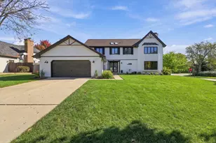 2406 Highland Dr, Palatine, IL 60067 - Photo 1