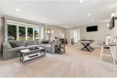 2406 Highland Drive, Palatine, IL 60067 - Photo 9
