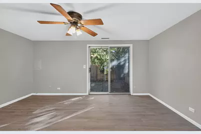 3023 Wakefield Drive #F, Carpentersville, IL 60110 - Photo 9