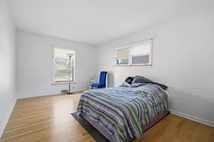 5323 Enfield Ave, Skokie, IL 60077 - Photo 9