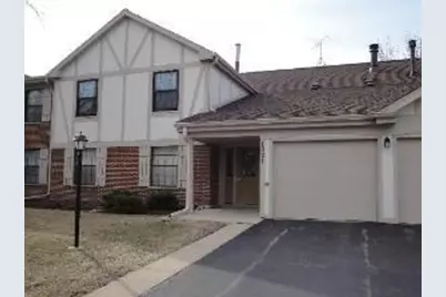 1021 Thorndale Court #D2, Wheeling, IL 60090 - Photo 1
