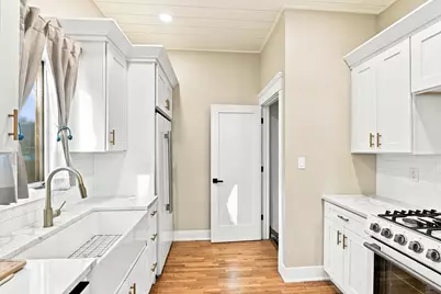 107 S Chicago Avenue, Elwood, IL 60421 - Photo 5