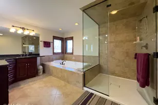 9030 Elm Ave, Burr Ridge, IL 60527 - Photo 25