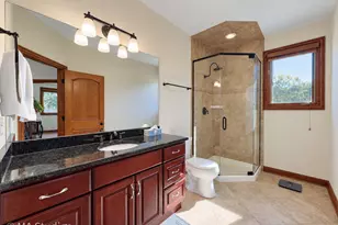 9030 Elm Ave, Burr Ridge, IL 60527 - Photo 17