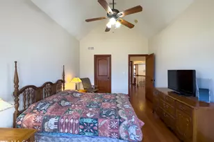 9030 Elm Ave, Burr Ridge, IL 60527 - Photo 33