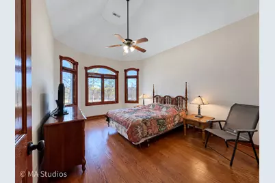 9030 Elm Avenue, Burr Ridge, IL 60527 - Photo 31