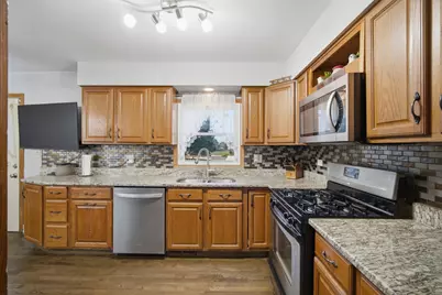 141 Plainview Drive, Bolingbrook, IL 60440 - Photo 7