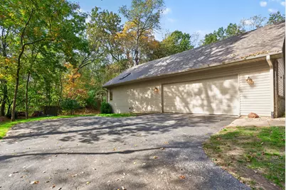 401 Slippery Rock Drive, Dixon, IL 61021 - Photo 33