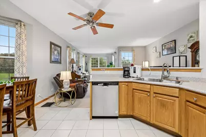 39581 N Cambridge Boulevard, Beach Park, IL 60083 - Photo 7