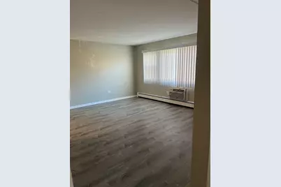 10917 S Lloyd Drive #5, Worth, IL 60482 - Photo 3