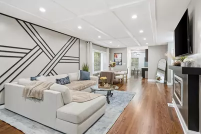 7450 S Bennett Avenue, Chicago, IL 60649 - Photo 3