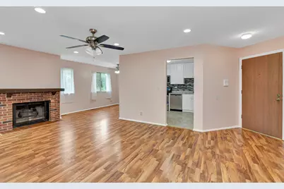603 Eastview Court #Z1, Schaumburg, IL 60194 - Photo 3