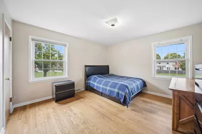 921 Clyde Avenue, Downers Grove, IL 60516 - Photo 13