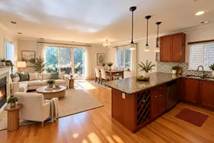1514 W Thomas St, Chicago, IL 60642 - Photo 5