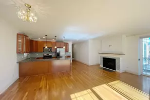 1514 W Thomas St, Chicago, IL 60642 - Photo 15